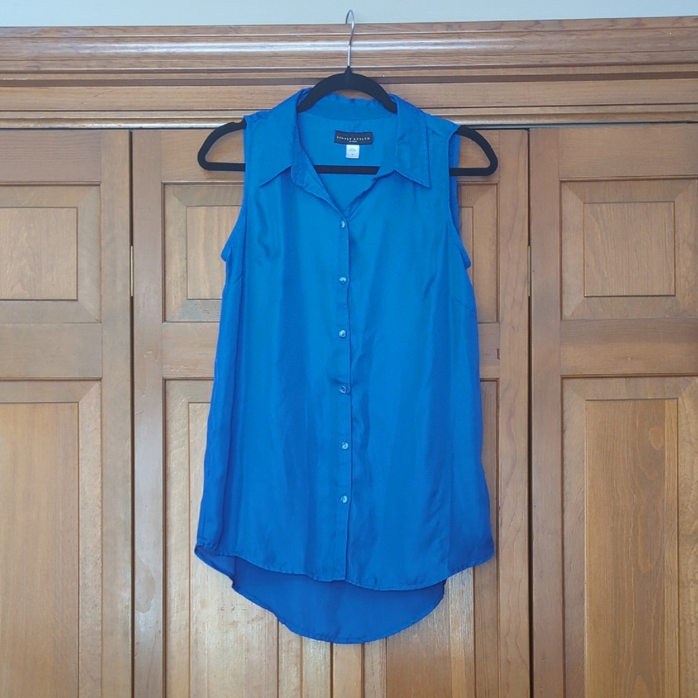 Worthington Sleeveless Button-Front Shirt in Bright Blue